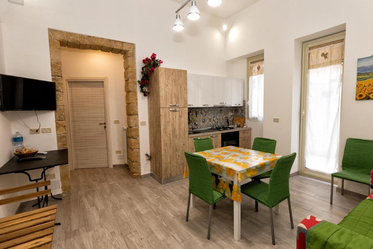 Garden House: Apartments And Rooms For Holidays Palermo Ngoại thất bức ảnh